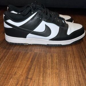 Nike panda dunks